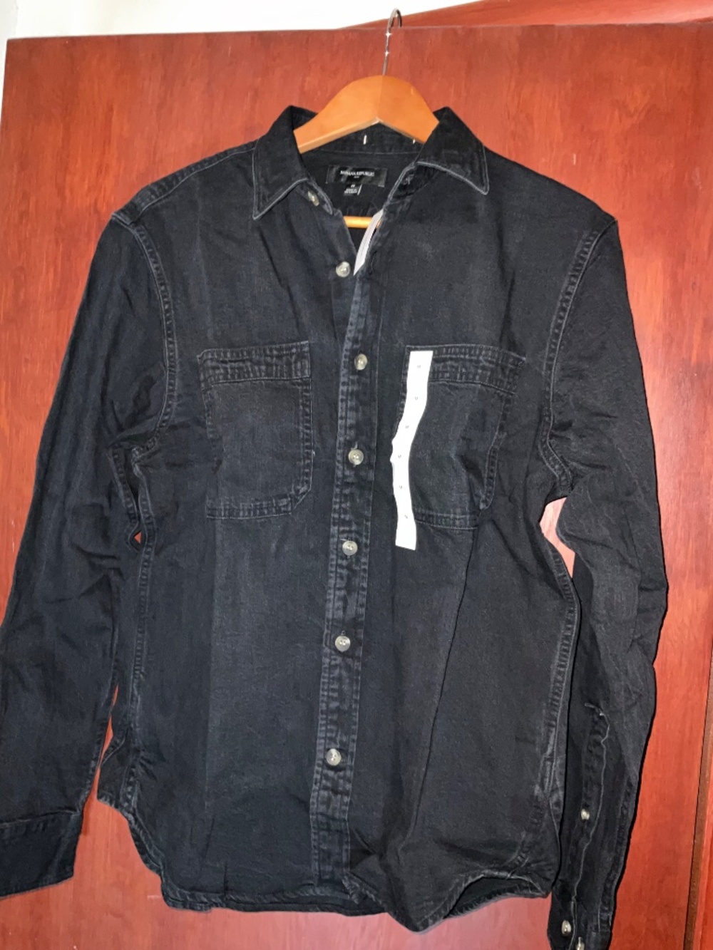 Banana Republic men’s pocketed, button style shirt-NIP-M
